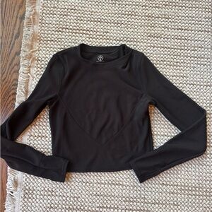 Black Long Sleeve Women's Workout Top